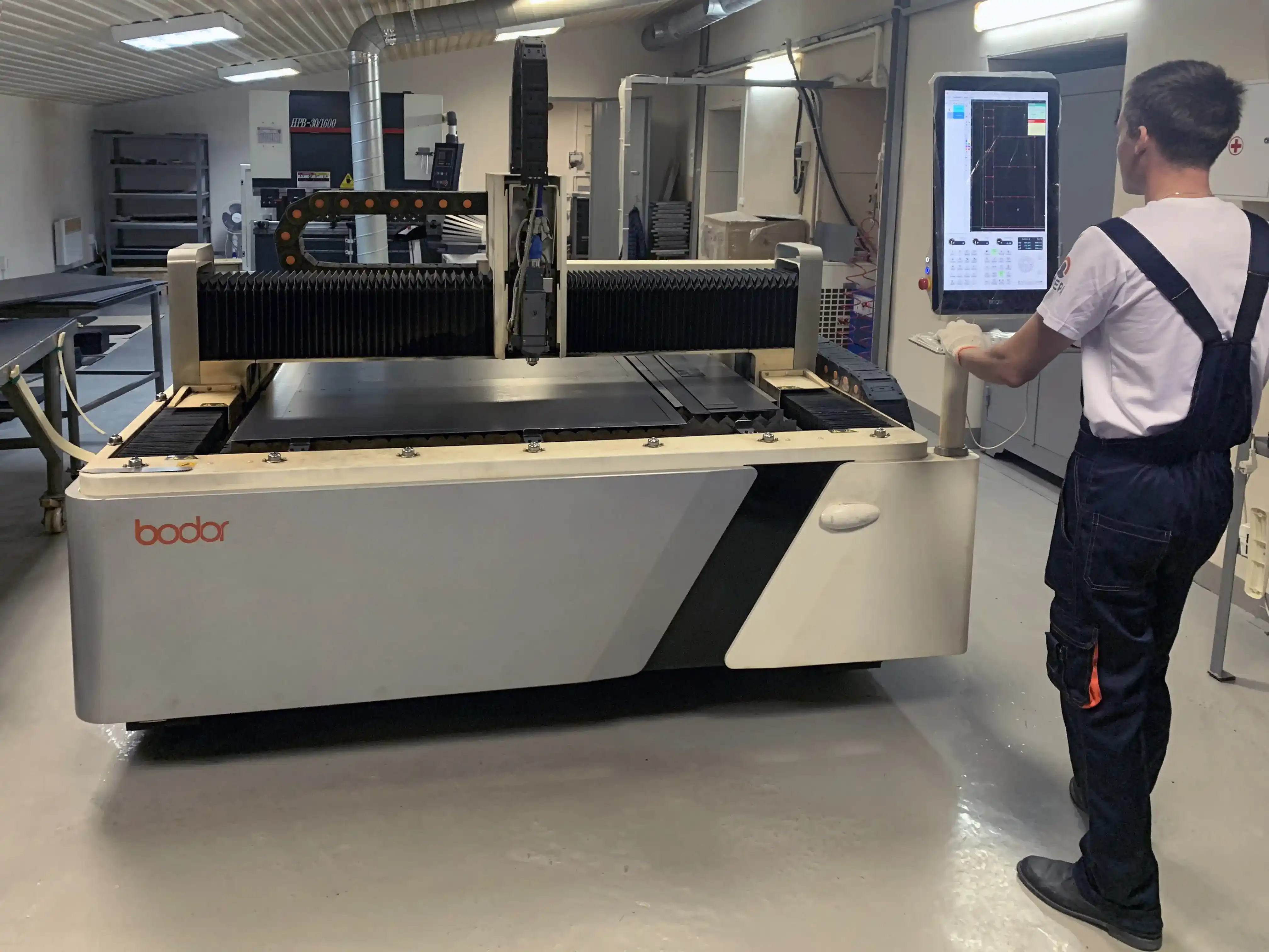 тут будет фото